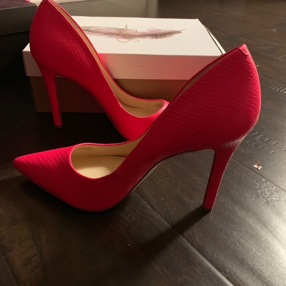 ❌SOLD! ❌NWOT Jessica Simpson laser pink heels - Picture 2 of 5